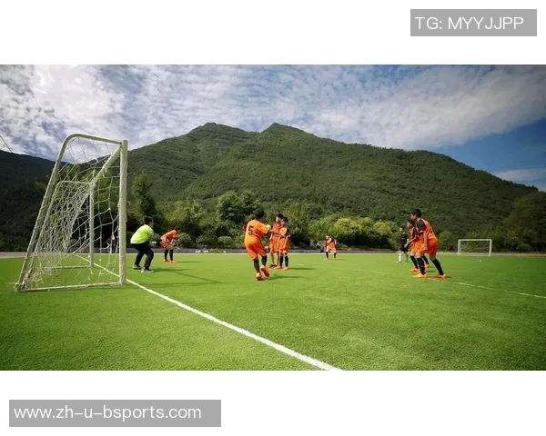 中国足球俱乐部为球星送豪宅引热议:背后深层原因与未来影响分析 中国足球俱乐部为球星送豪宅引热议:背后深层原因与未来影响分析